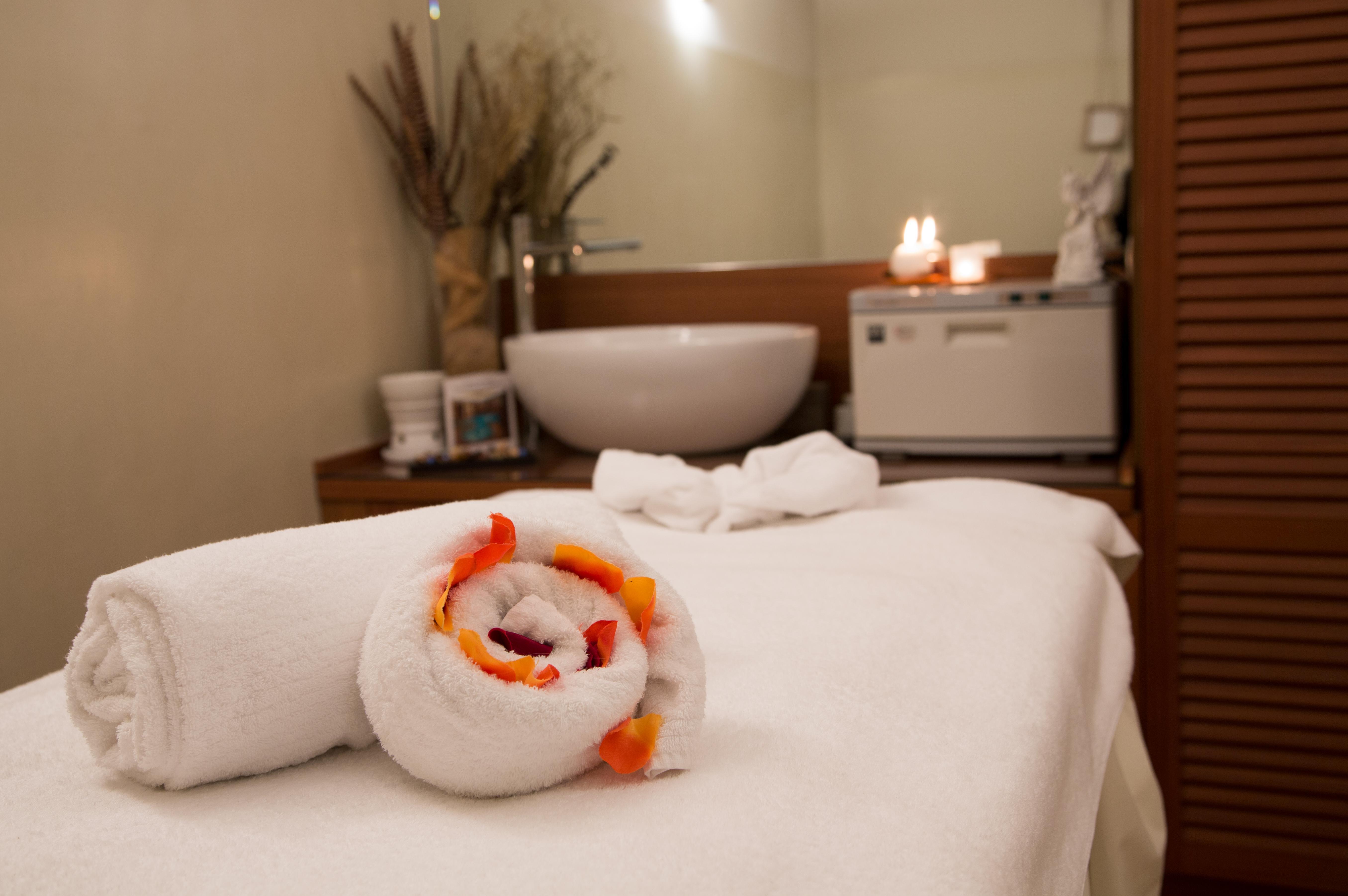 Principi di Piemonte | UNA Esperienze Torino Esterno foto A massage bed
